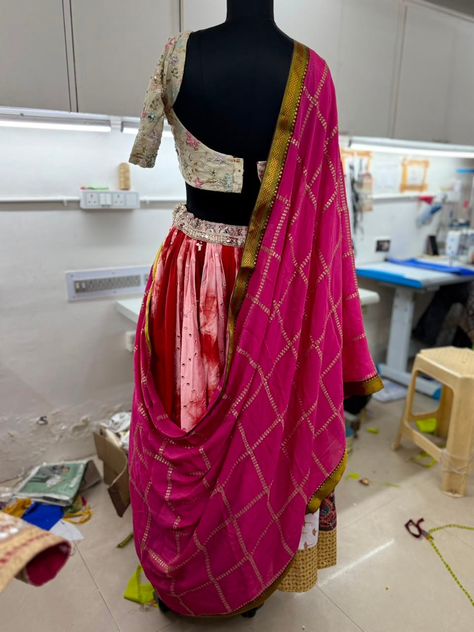 Magenta — back, raw reference