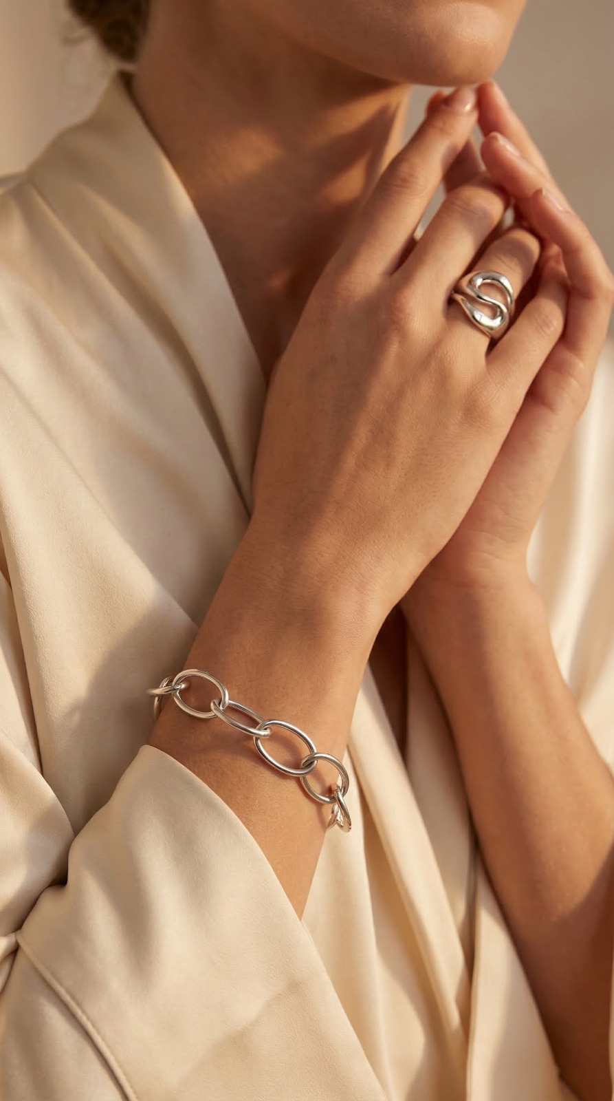 Jewellery macro 3