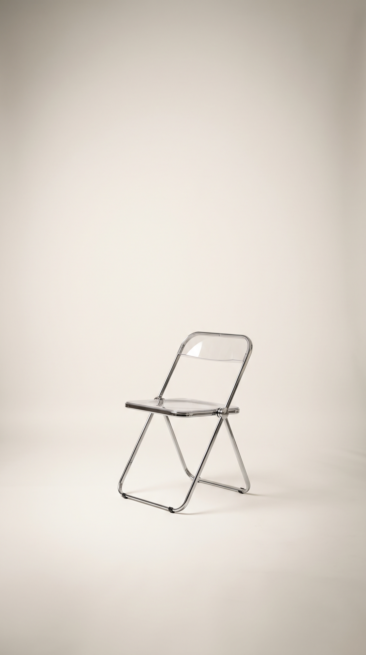 Studio White — empty set